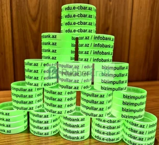 Gelang Karet Glow in the Dark